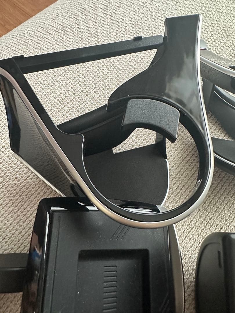 槌屋ヤック　ハリアー60 専用設計　ドリンクホルダー×2 ゴミ箱　スマホホルダー