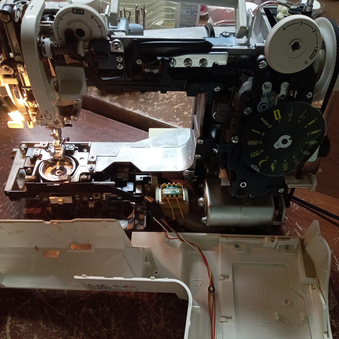ジャノメ電子ミシン本体　ニュウモナーゼ　分解メンテナンス済み