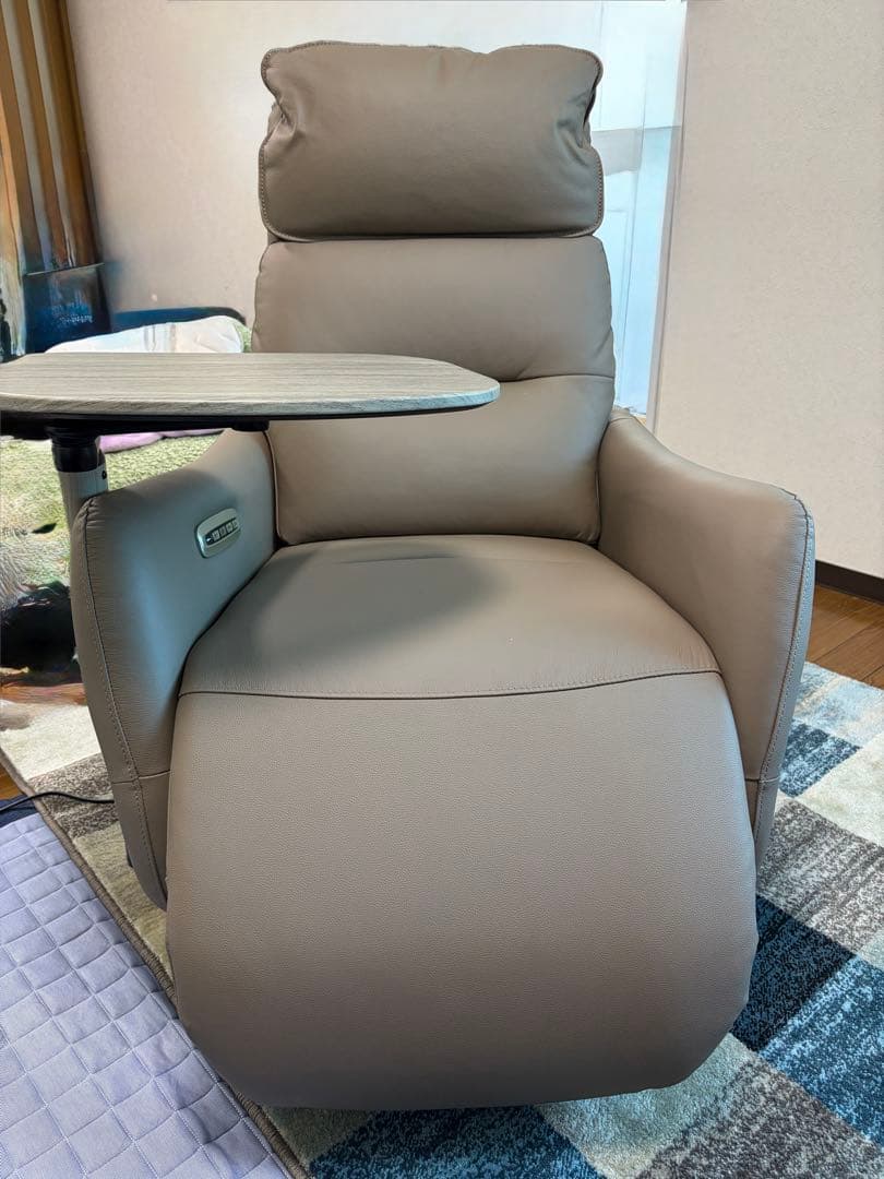 ニトリ　電動リクライニングパーソナルチェア (4モーター LE01-3 本革)