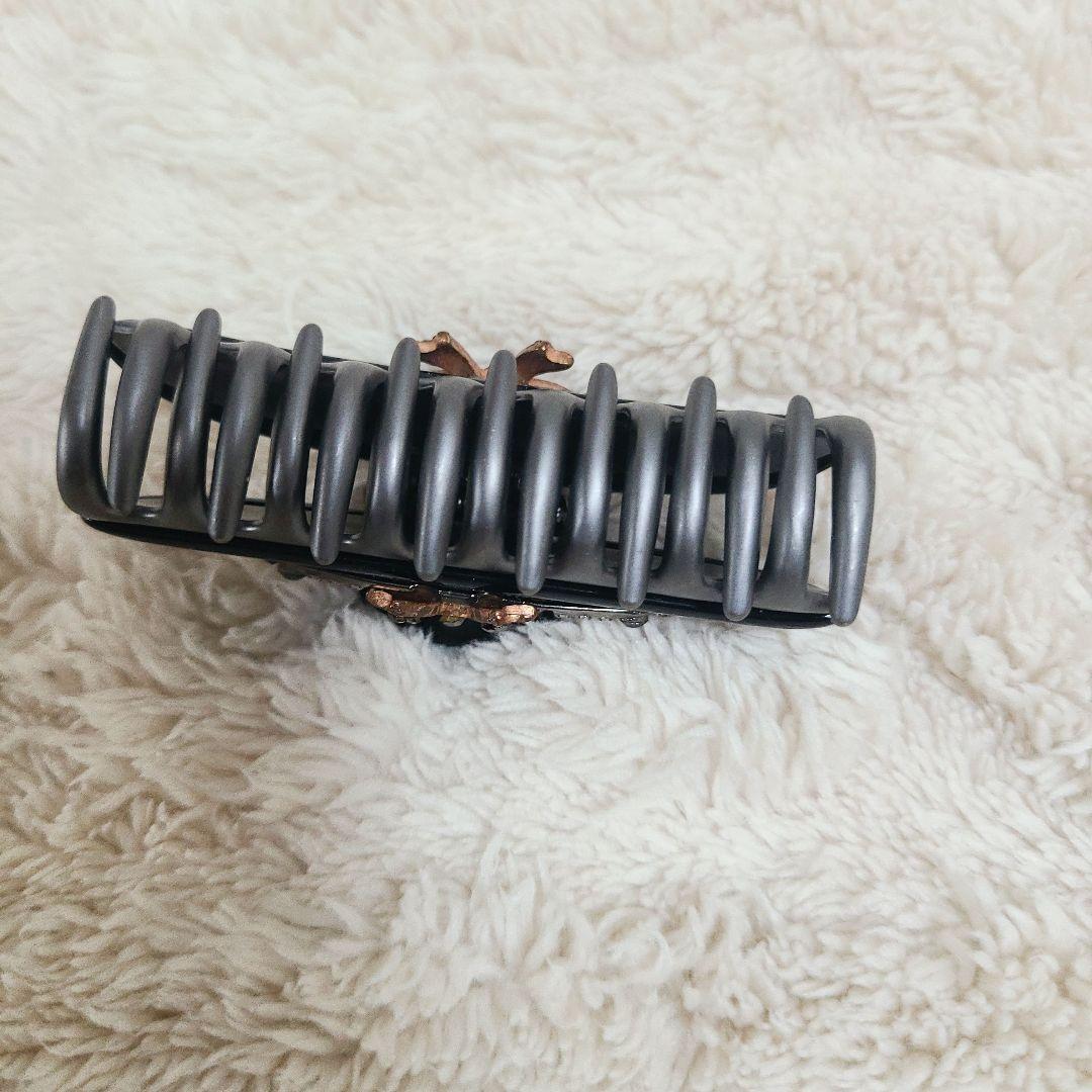 【新品未使用】acca ストーン付きヘアクリップ Mイズ