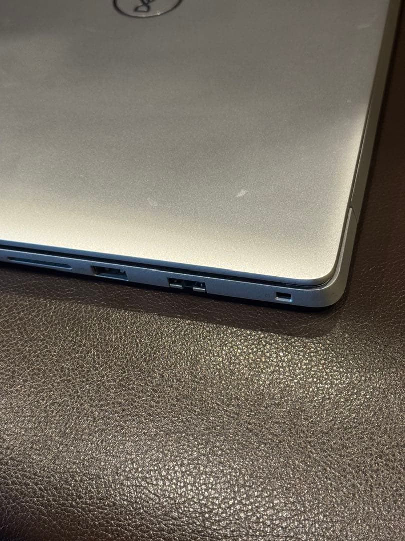 Windowsノート本体 DELL Inspiron 5480 i5-8265U 8GB 256GB