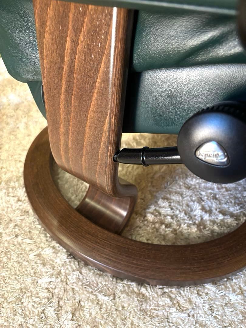 ①❗️再お値下げ❗️エコーネスストレスレスチェアレノMダークグリーン極美品テーブル付