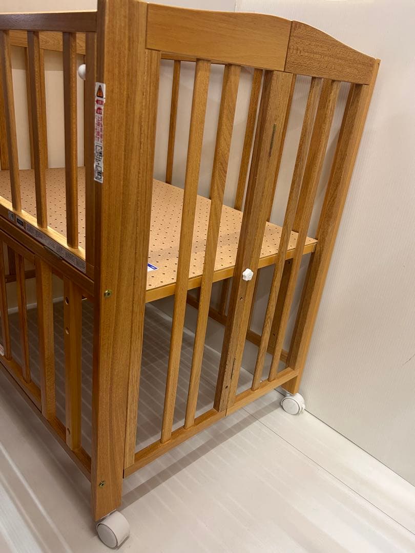 カトージ　ベビーベッド　折りたたみ　ミニ