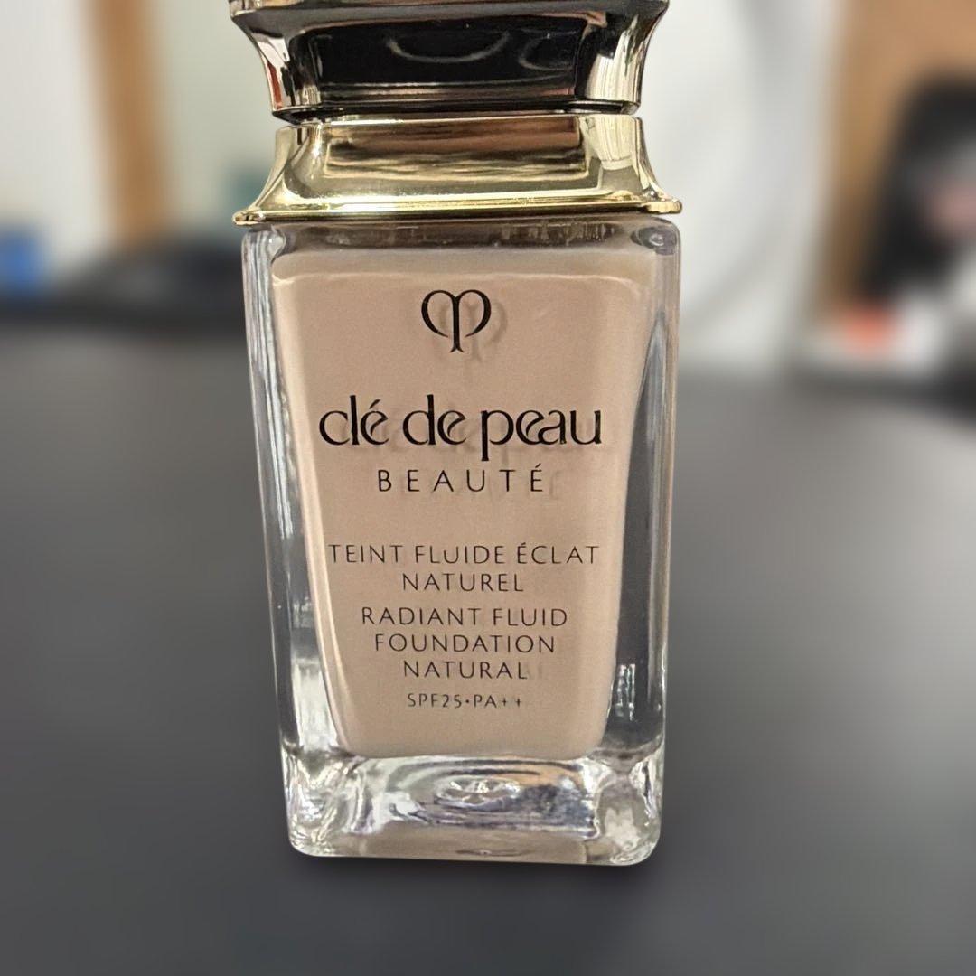 クレ・ド・ポー ボーテ　リキッドファンデーション