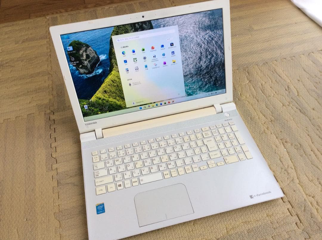 東芝パソコン　高スペック　Win11 5thCorei7 16G SSD256G