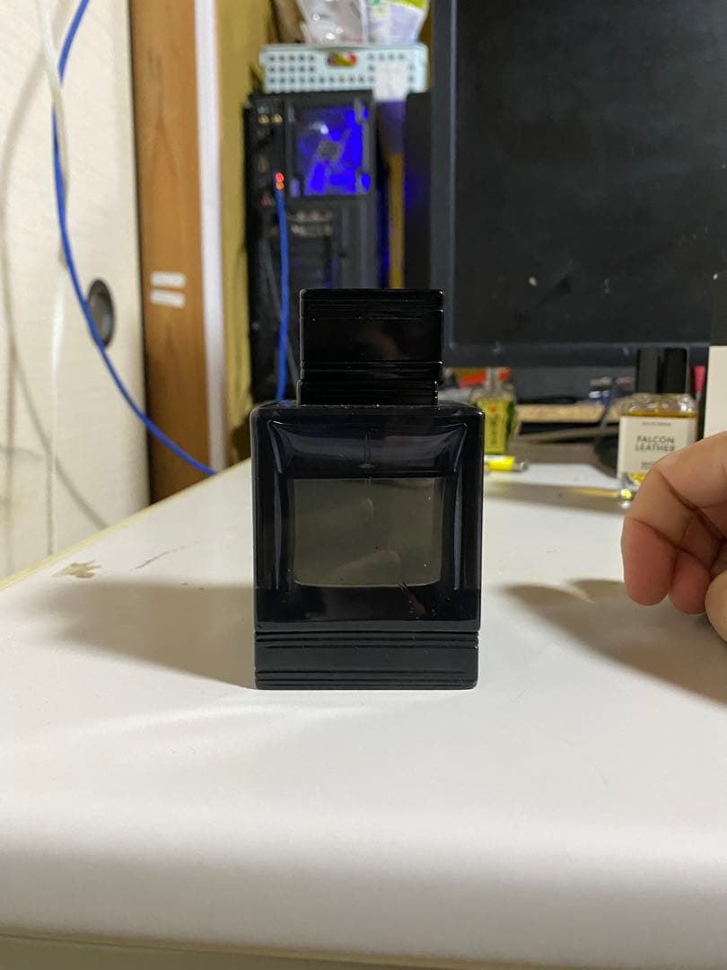 エルメネジルド ゼニア エッセンツァ インドネシア ウード 100ml