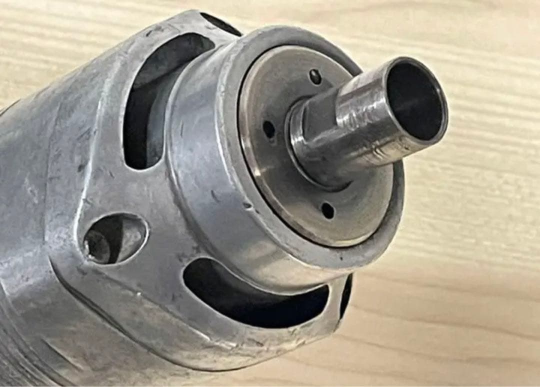 ７　日本精密リューター　　Ｌ４０００ハンドグラインダー＆フェルト　２２個セット