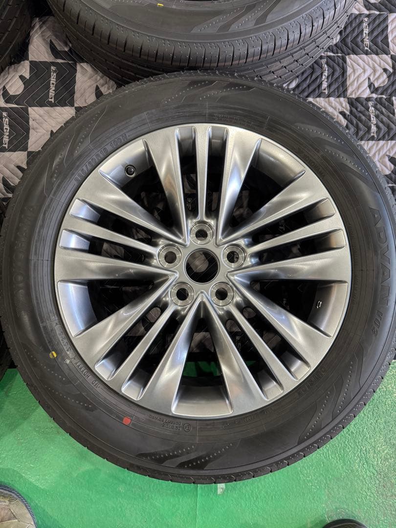 40アルファード新品外し18インチ 純正タイヤアルミホイールセット