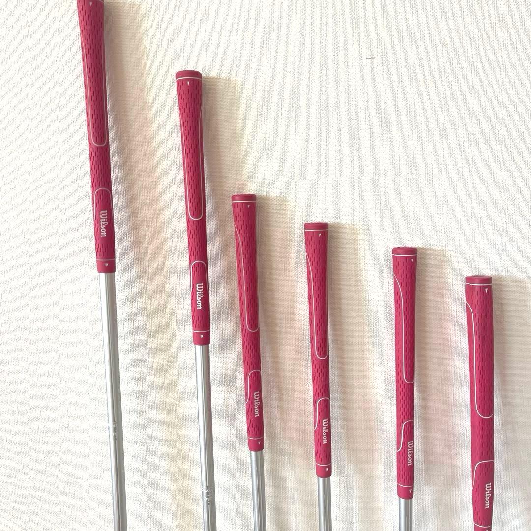 Wilson ゴルフクラブセット６本　レディース　ウィルソン　初心者セットピンク