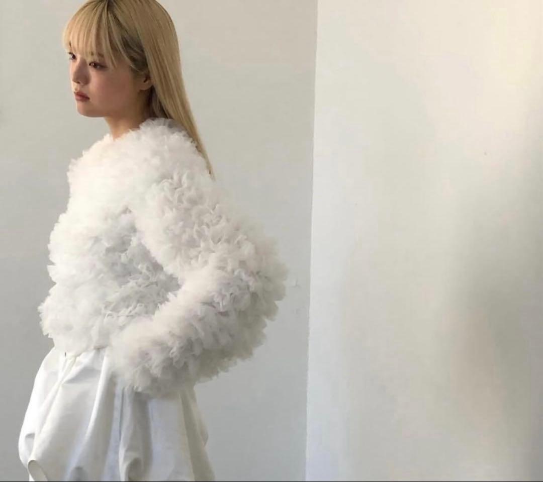 treat urself volume tulle jacket ホワイト