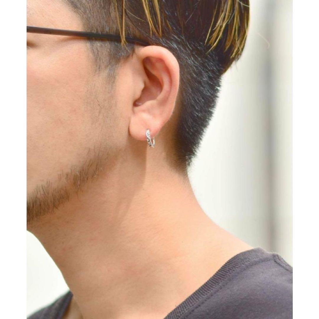 超美品 LH HOWL クロッシングピアス タテガミスクロール シルバー925