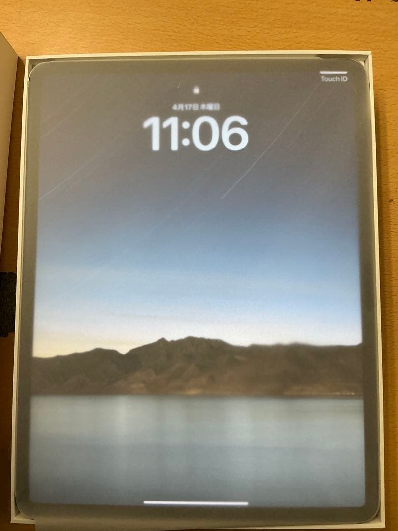 iPad本体 iPad Air (M2) 256GB Wi-Fi + Cellular