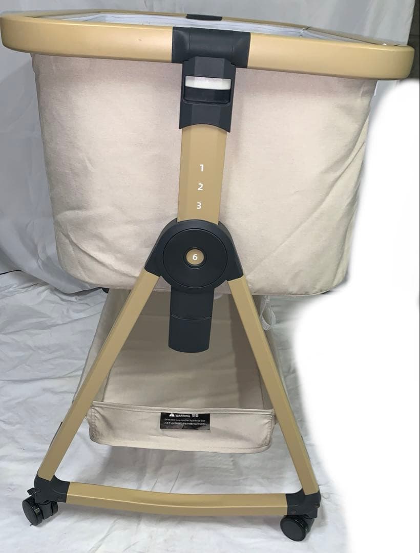 11h33 美品 HZDMJ ベビーベッド ベージュ25年 ４月購入