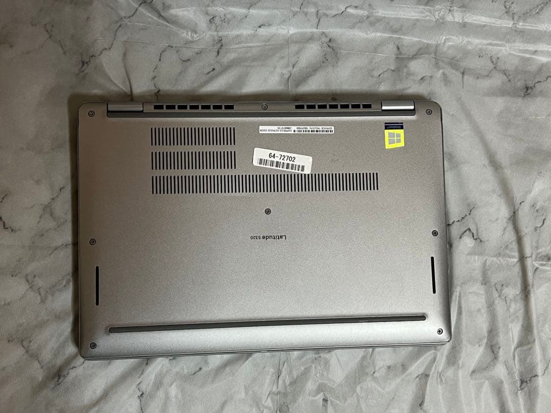 Dell Latitude 5320 i7 第11世代 16GB / 512GB