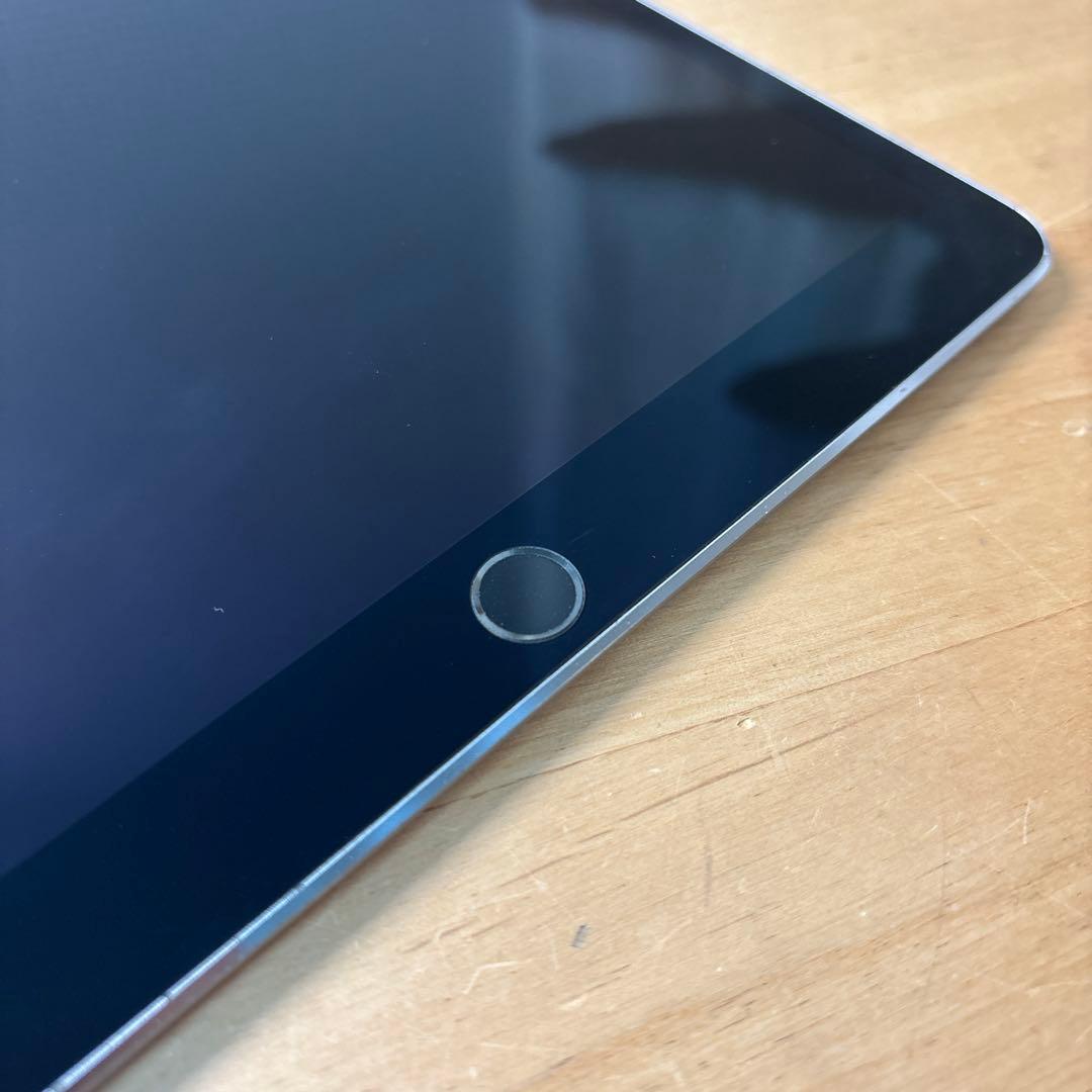 Apple iPad pro 10.5インチ 本体 + カバー