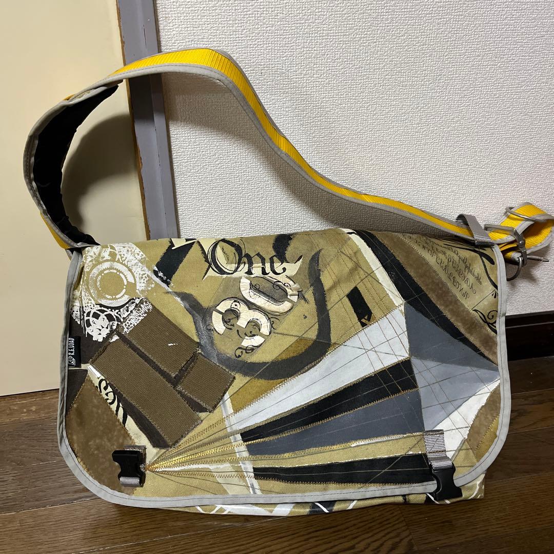 reload×cadence メッセンジャーバッグ