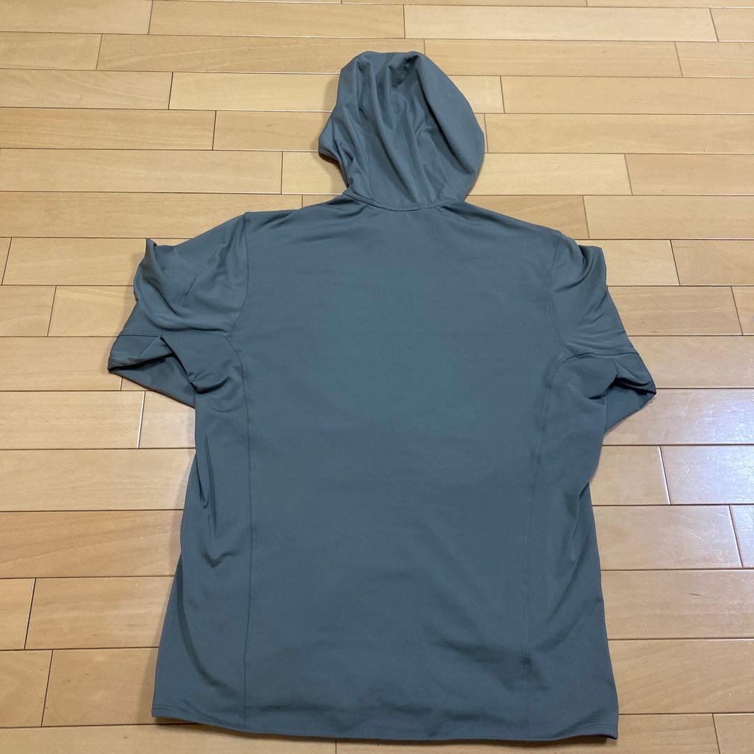 【美品】アークテリクス/カイヤナイトライトウェイトフーディ　ForageサイズM