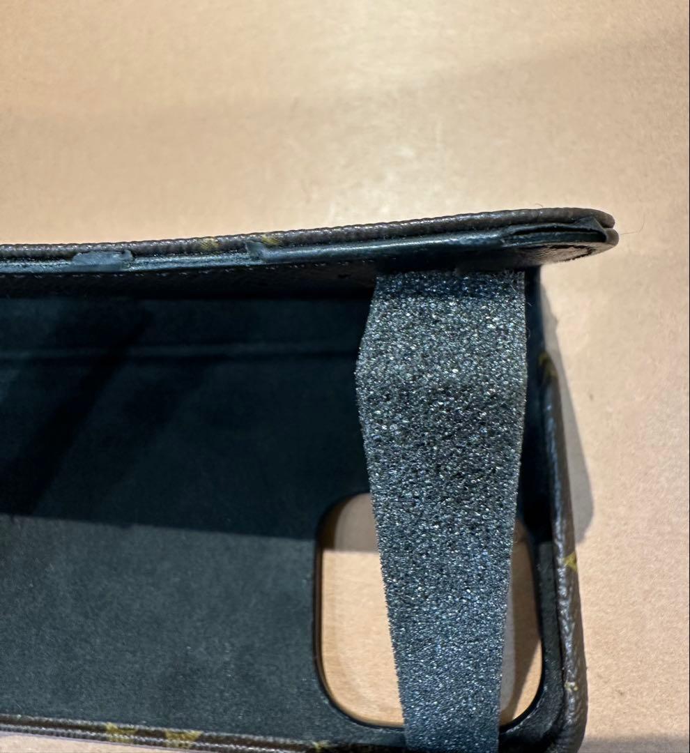 【中古美品】ルイ・ヴィトン iPhone15pro手帳型ケース　モノグラム