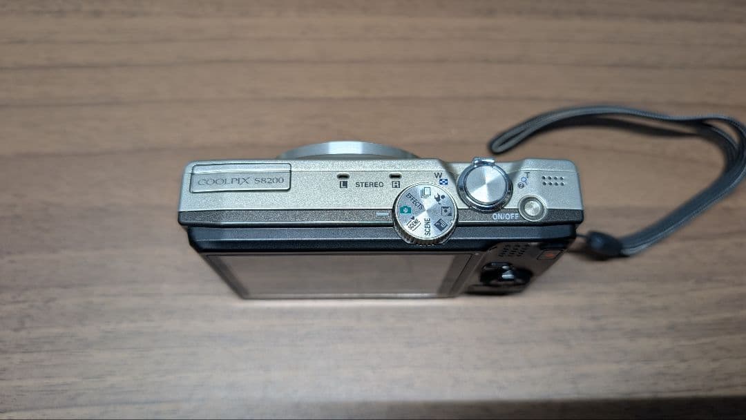 Nikon COOLPIX S8200 シルバー 本体