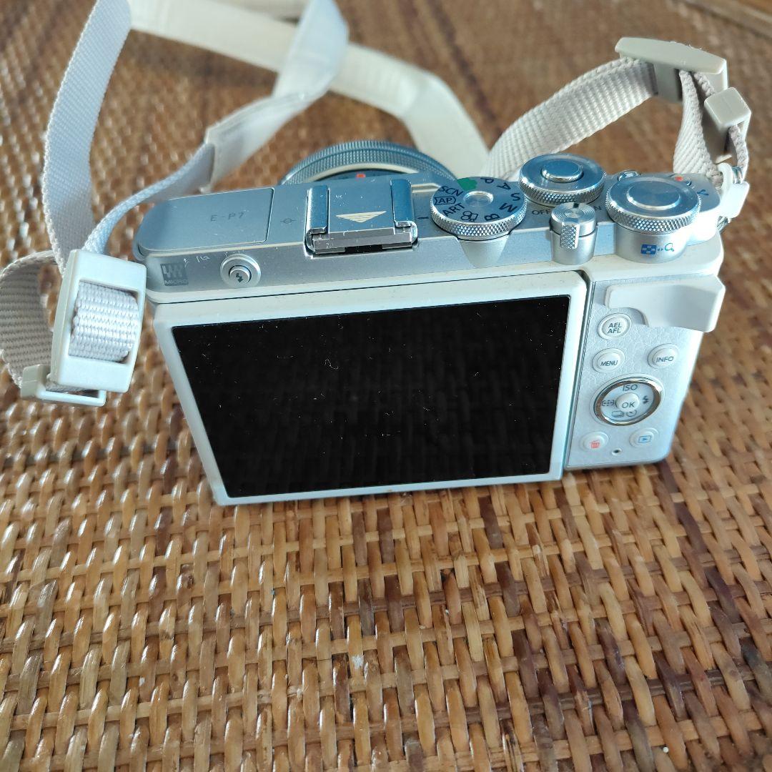OLYMPUS PEN E-PL7 コンパクトデジタルカメラ