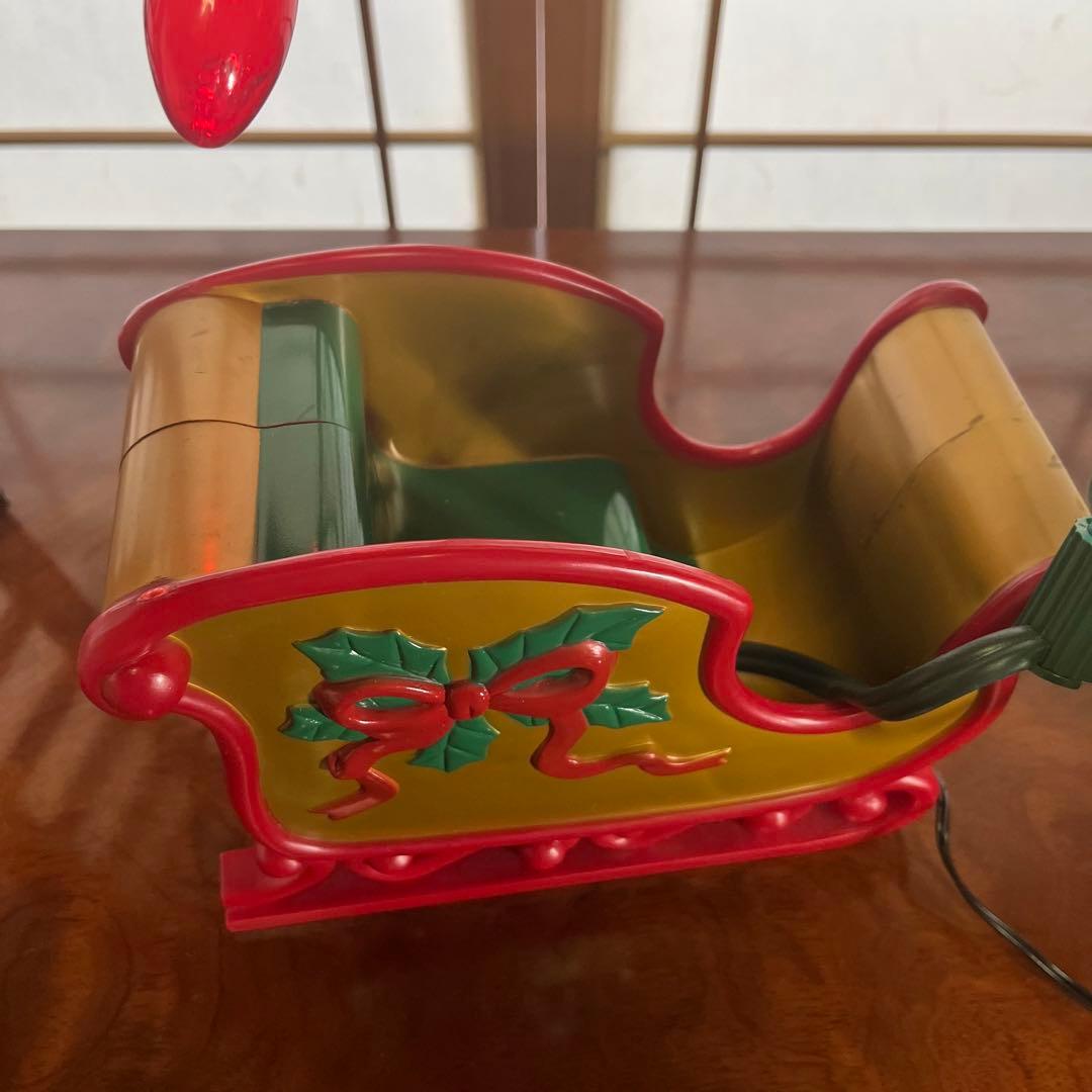 サンタさんが電動ではしごを上り下りします！ライト付き クリスマスソングも流れる