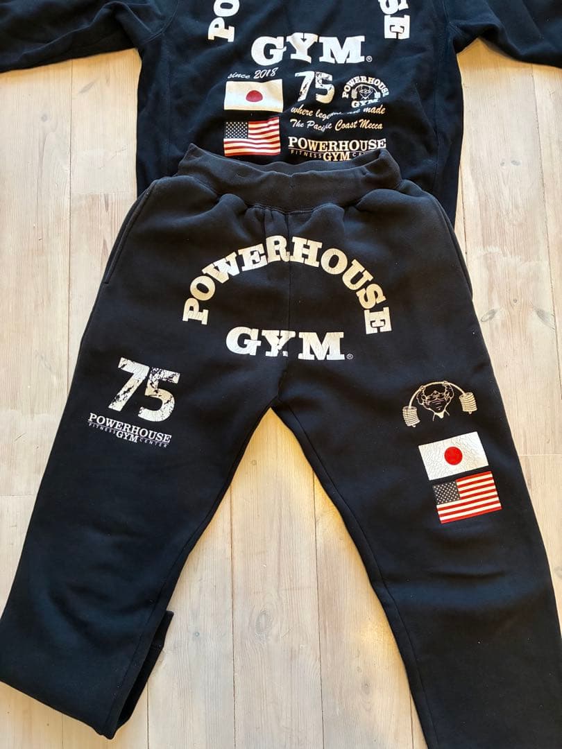 POWERHOUSE GYM パーカー、パンツ　セットアップ