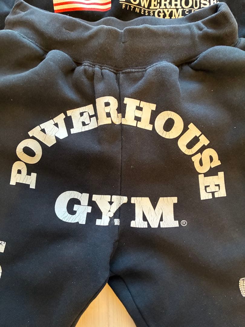POWERHOUSE GYM パーカー、パンツ　セットアップ