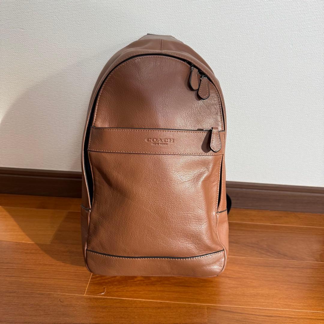 【美品】 コーチ ボディバッグ チャールズ パック リュック メンズ 牛革 黒