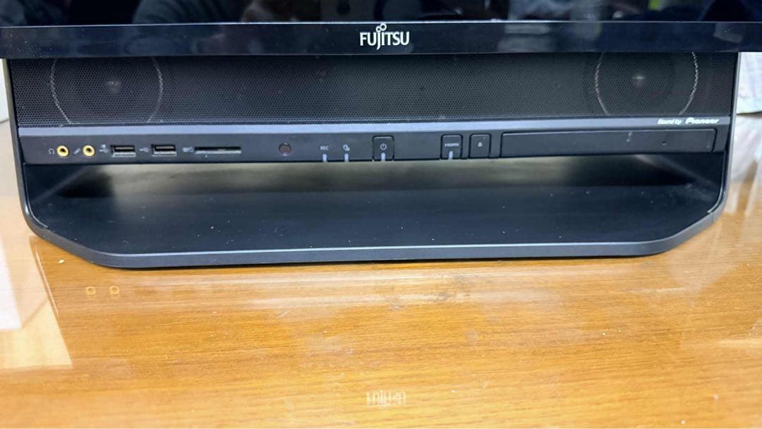 Fujitsu デスクトップPC 大画面 HDMI接続