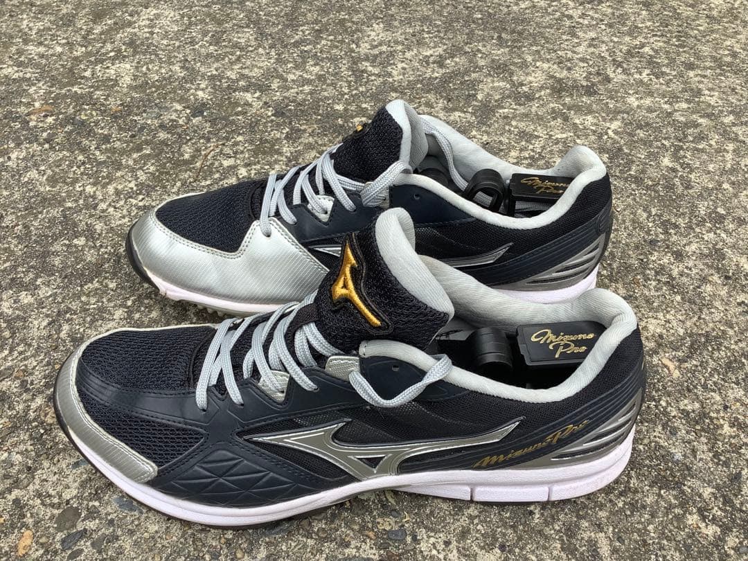 ミズノプロ　野球トレーニングシューズ　28cm