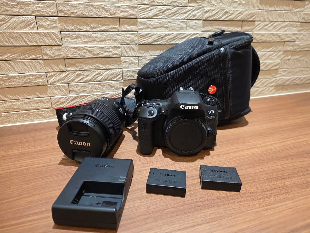 Canon EOS 9000D EF-S18-135 IS USM レンズキット