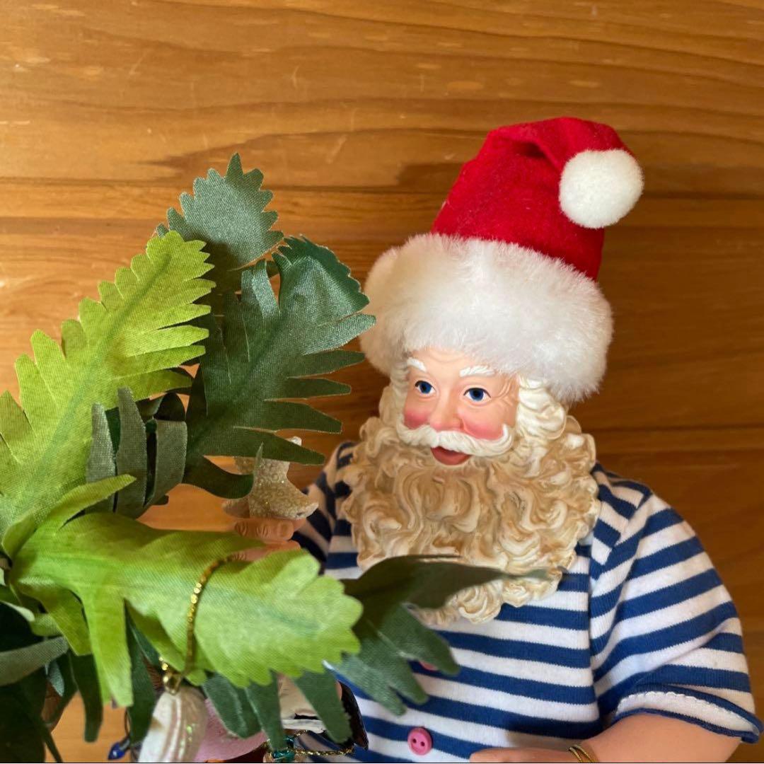 ハワイアンサンタクロースとフラミンゴのクリスマス装飾