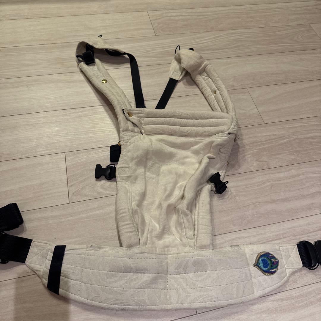 【送料込み】Artipoppe 抱っこ紐 アーティポッペ