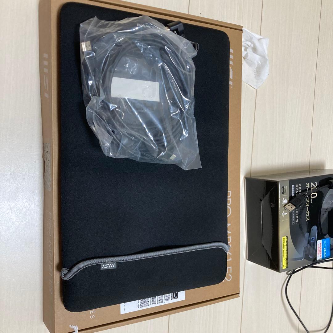 MSI PRO MP161 E2 ディスプレイ 本体