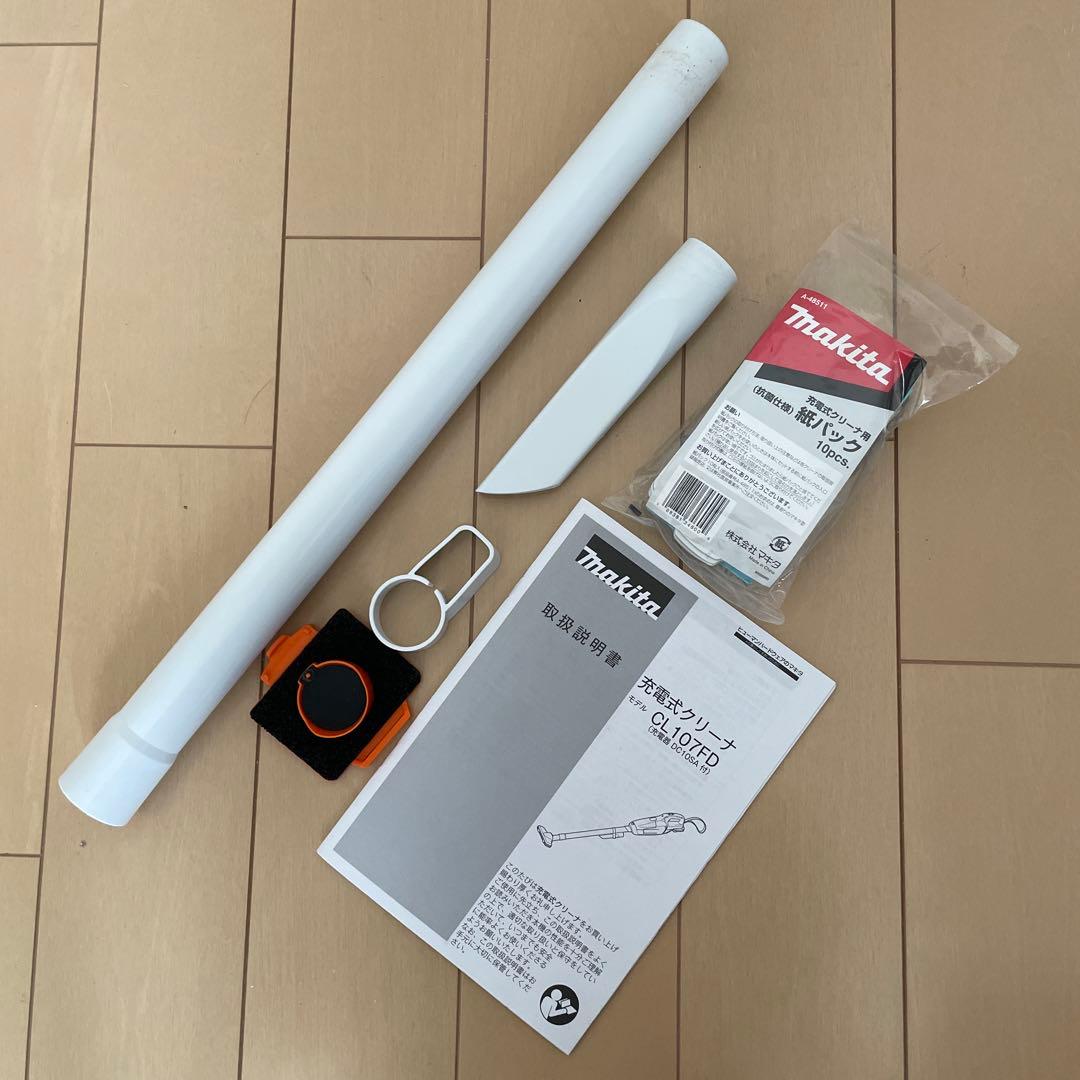 ☆マキタ(makita)充電式クリーナー CL107FD 掃除機 クリーニング済
