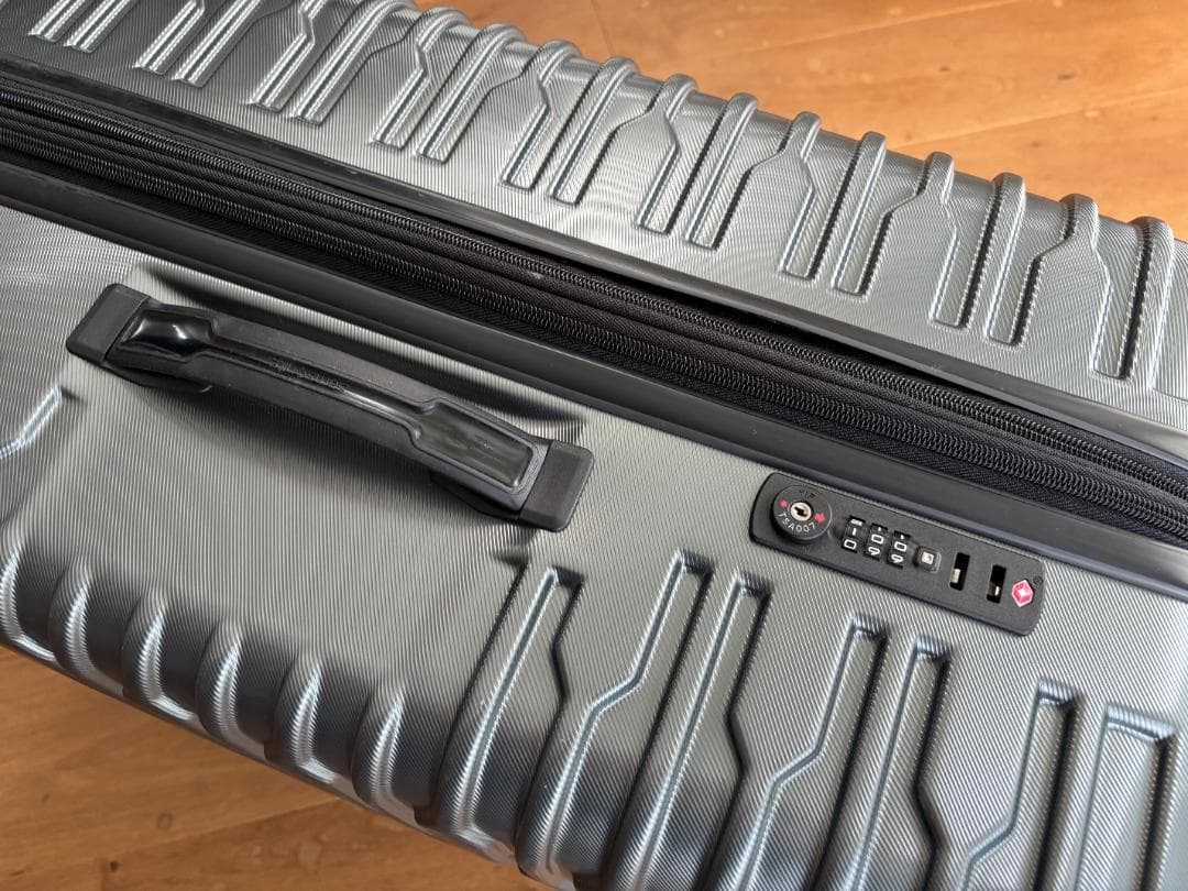 【未使用品】Samsonite（サムソナイト）スーツケース　28インチ