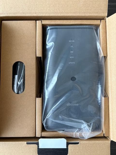 docomo 5Gルーター HR02 未使用