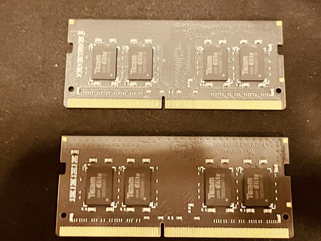 TEAM DDR4 3200 TED48G3200C22-SBK 8GBx2枚