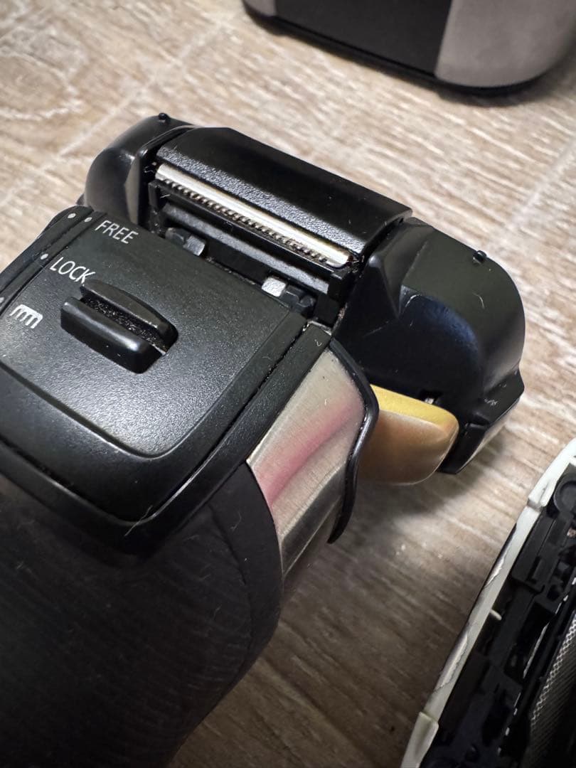 Panasonic 電気シェーバー　ラムダッシュ 5枚刃　ES-CLV9B