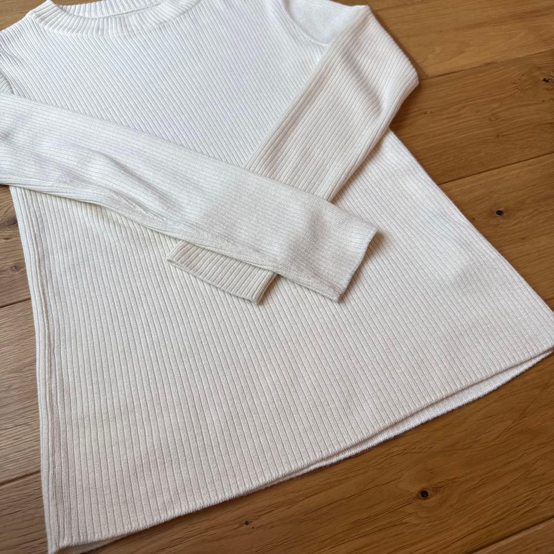 our 洗えるハイネックニット オフホワイト
