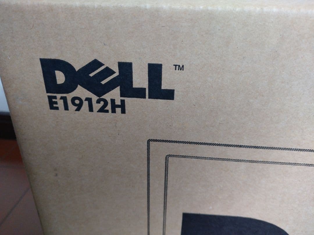DELL ディスプレイ E1912H
