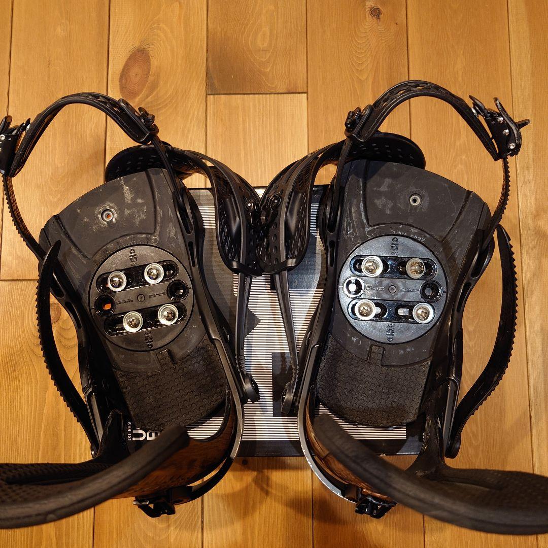 UNION Force スノーボードビンディング ブラック/ウッド