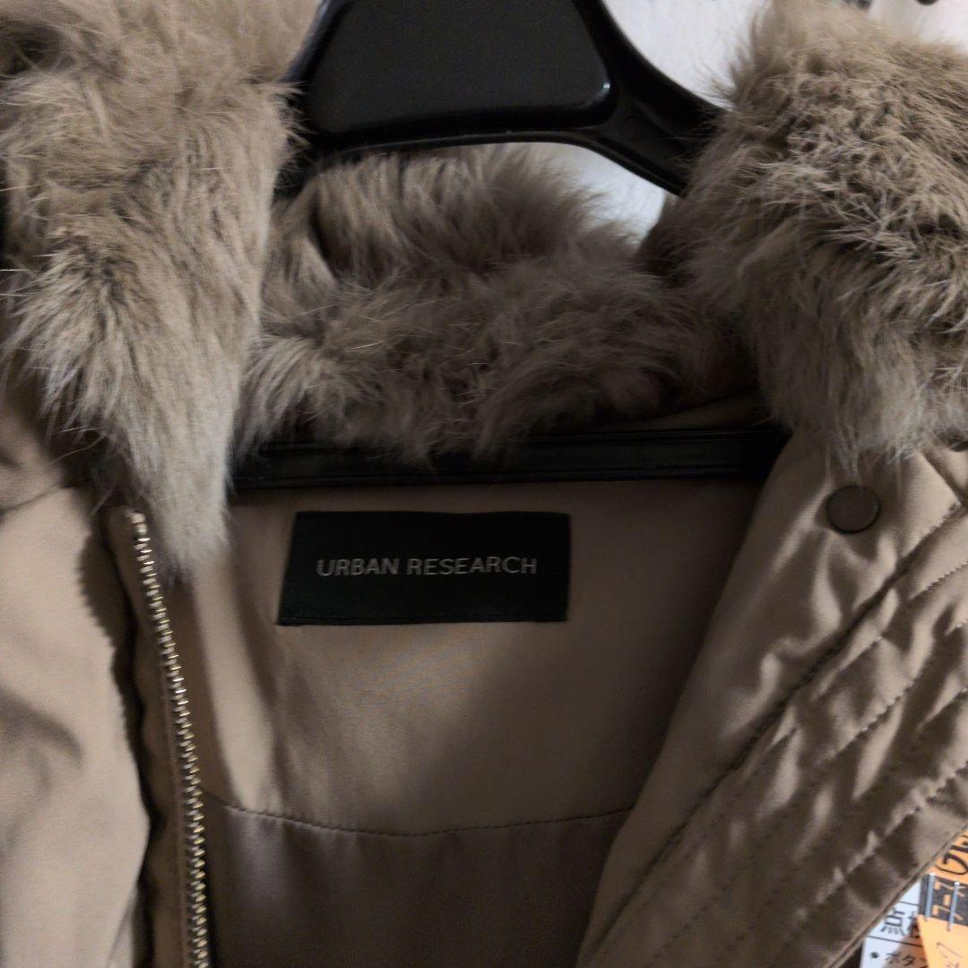 URBAN RESEARCH ラビットフードストレッチショートダウン