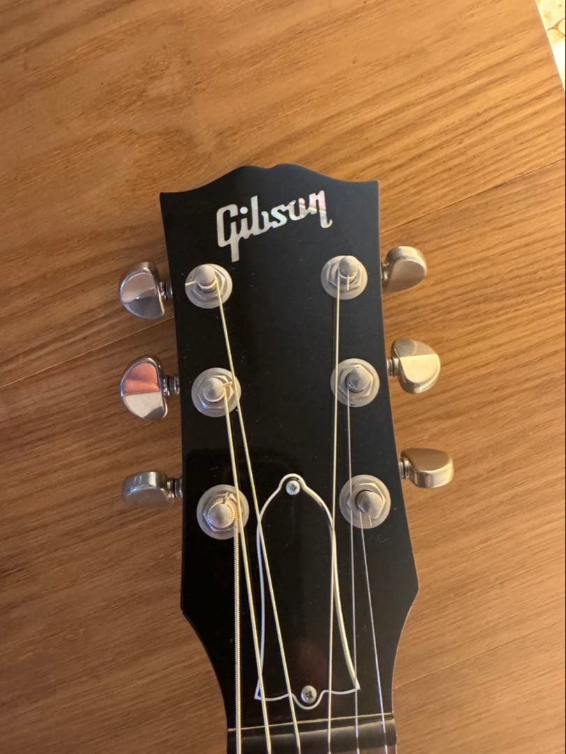 ギター(ギブソンJ-45 スタンダード)