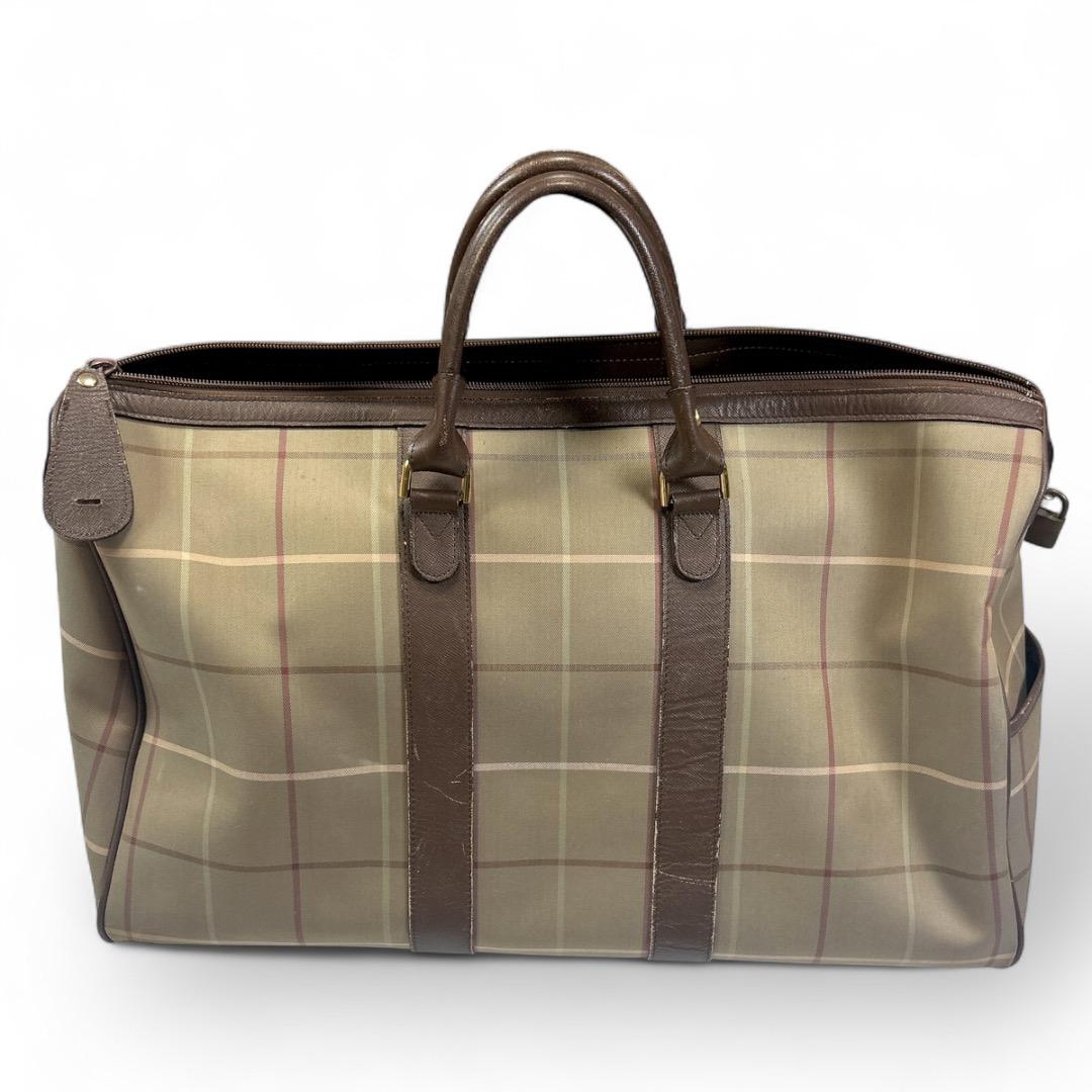 バーバリー 大容量 チェック柄 ボストンバッグ 美品　ポーチ付き　旅行