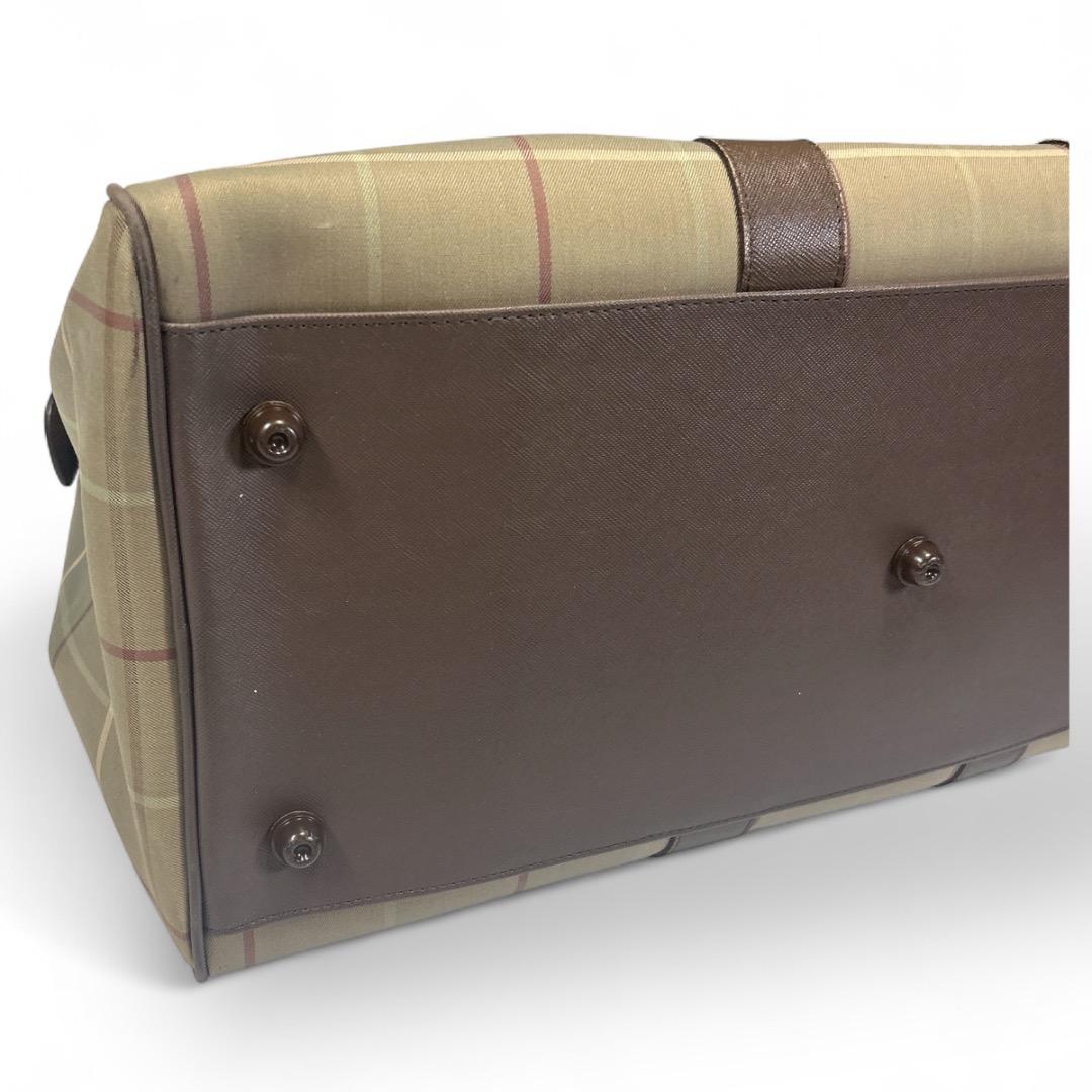 バーバリー 大容量 チェック柄 ボストンバッグ 美品　ポーチ付き　旅行