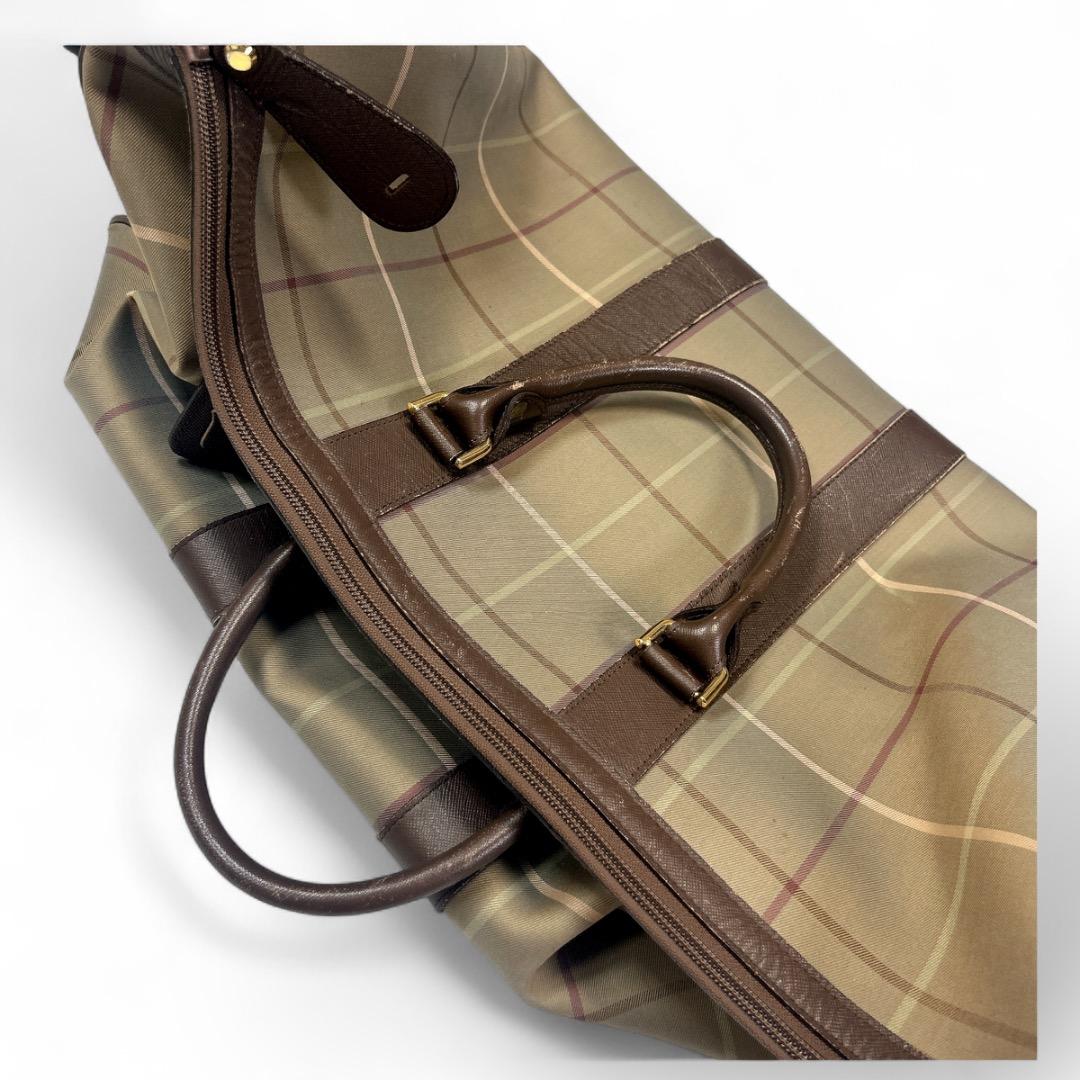 バーバリー 大容量 チェック柄 ボストンバッグ 美品　ポーチ付き　旅行