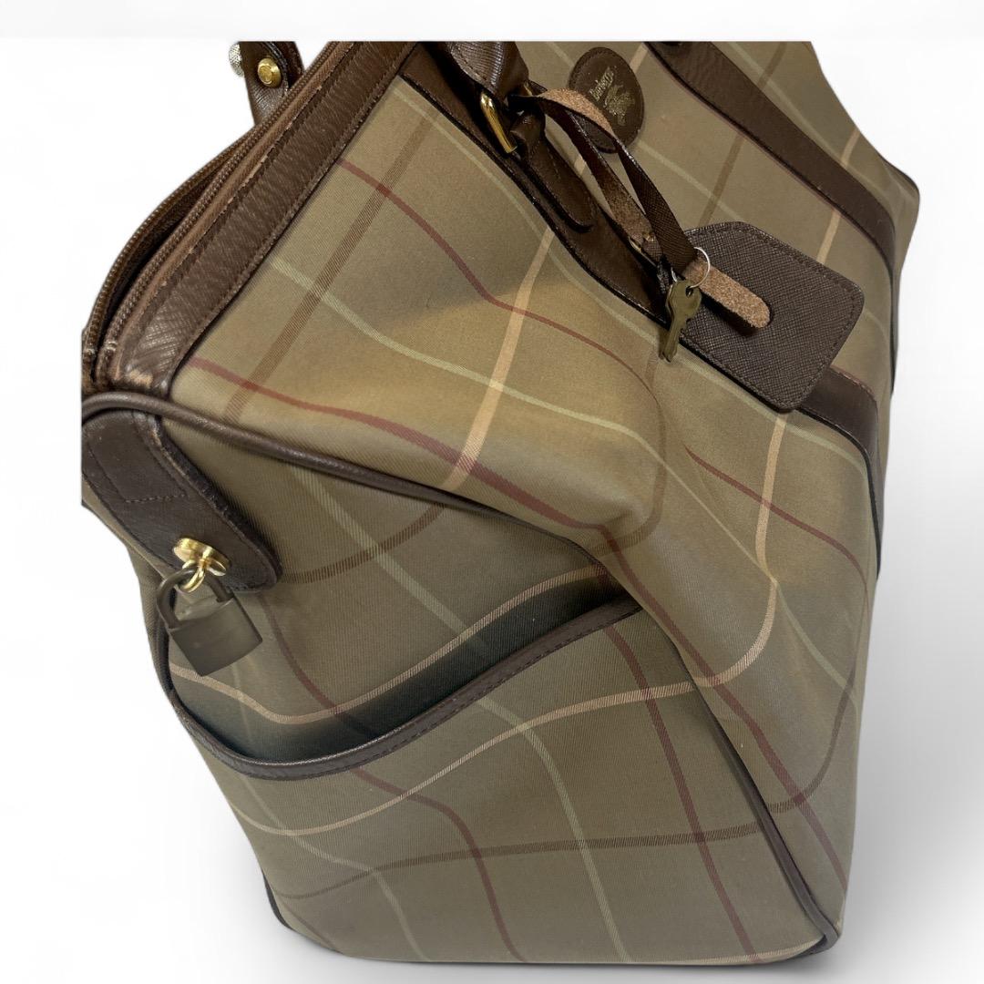 バーバリー 大容量 チェック柄 ボストンバッグ 美品　ポーチ付き　旅行
