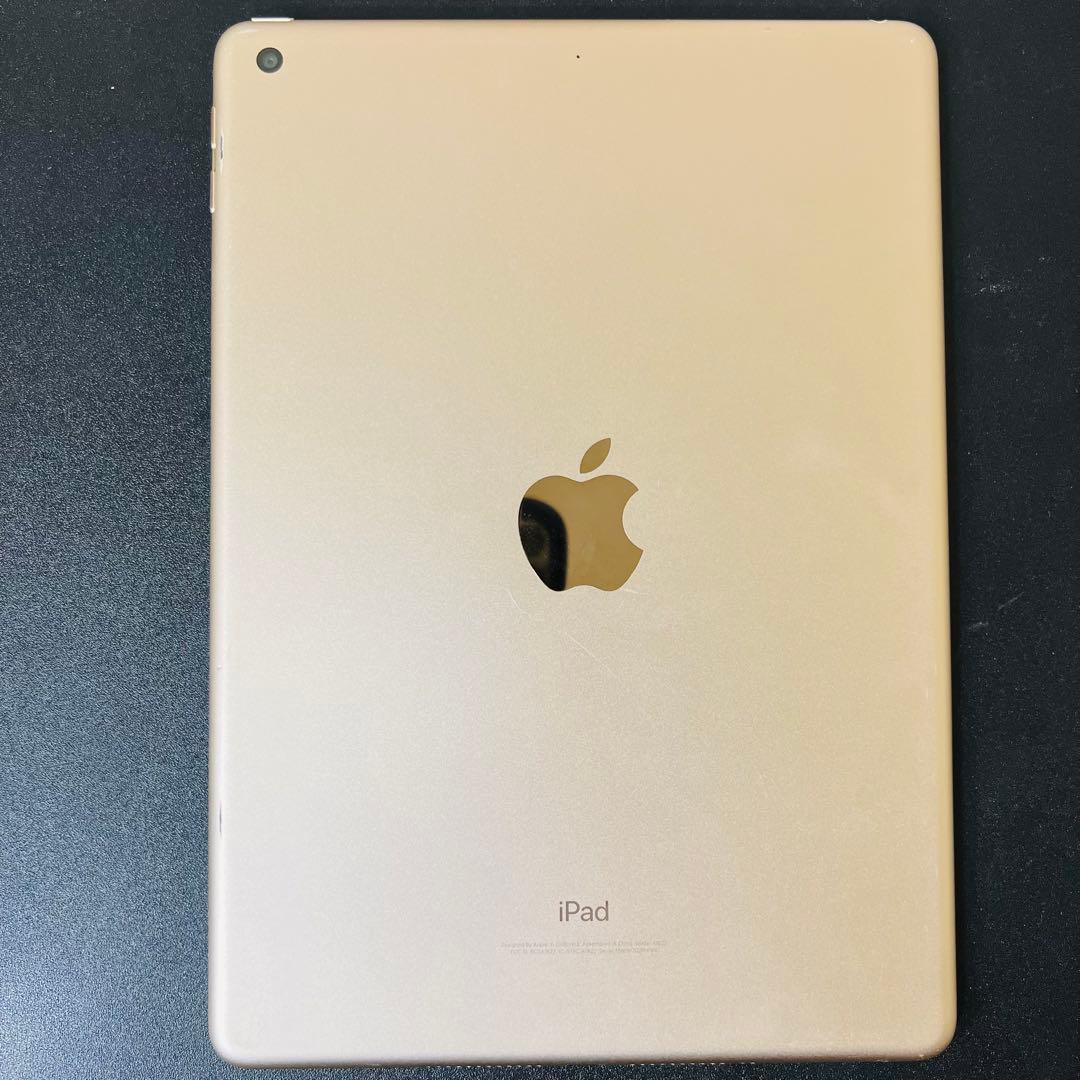 は*じ様 Apple iPad(第5世代) ゴールド 本体