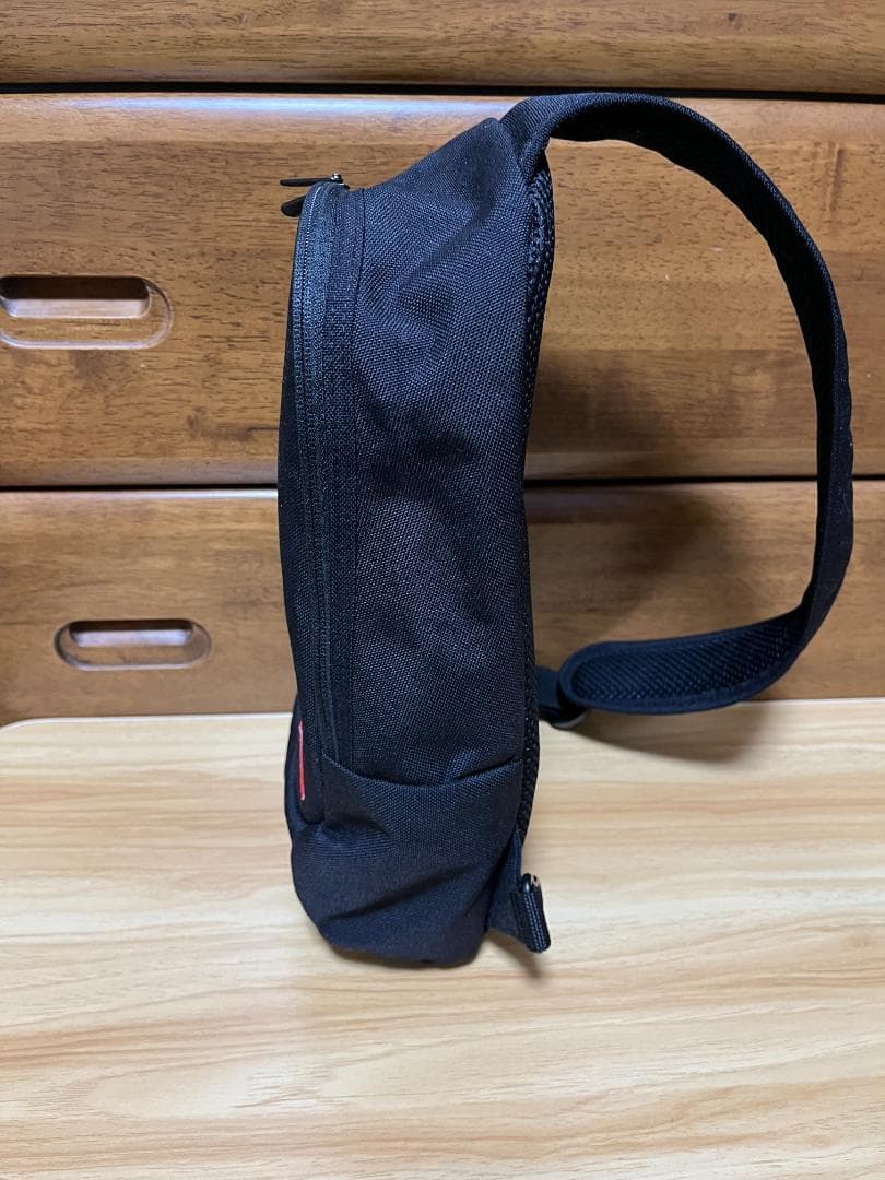 美品　マンハッタンポーテージ ボディバッグ MP1927